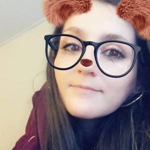 Meet your Posher, Alisha